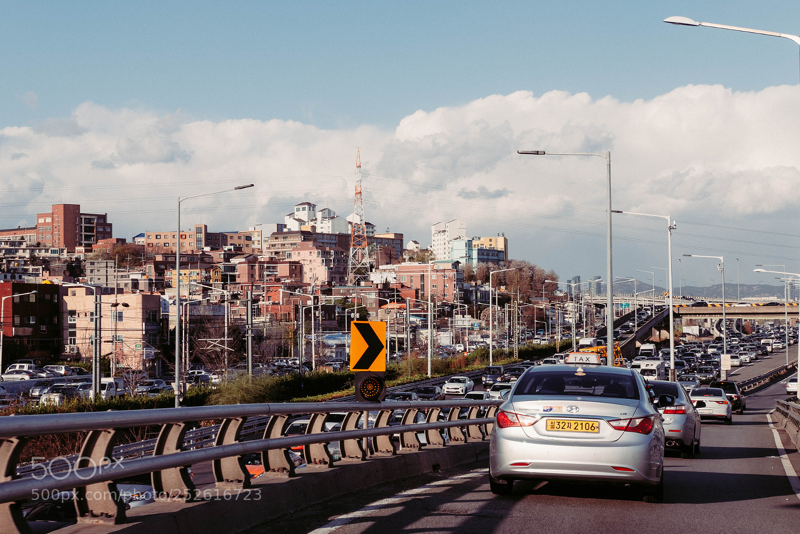 Fujifilm X-T20 sample photo. Traffic jam in seoul photography
