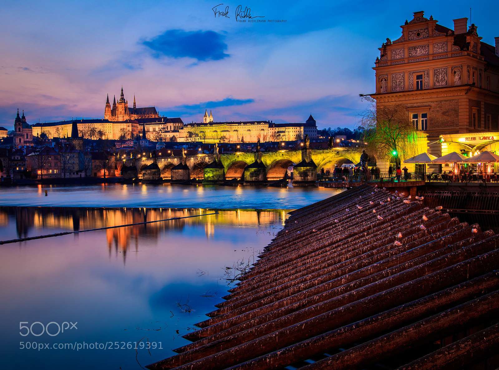 Canon EOS 80D sample photo. Blue hour cityscape of photography