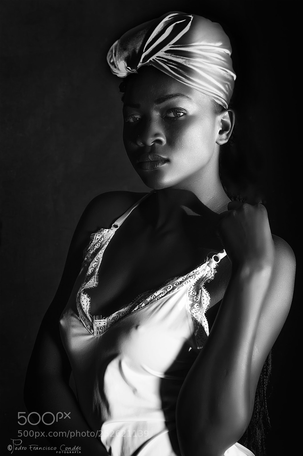 Canon EOS 5D Mark II sample photo. African queen photography