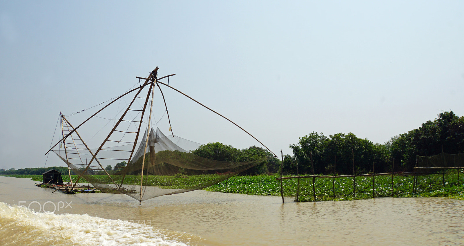 Sony a6000 sample photo. Tonle sap shrimp farms photography