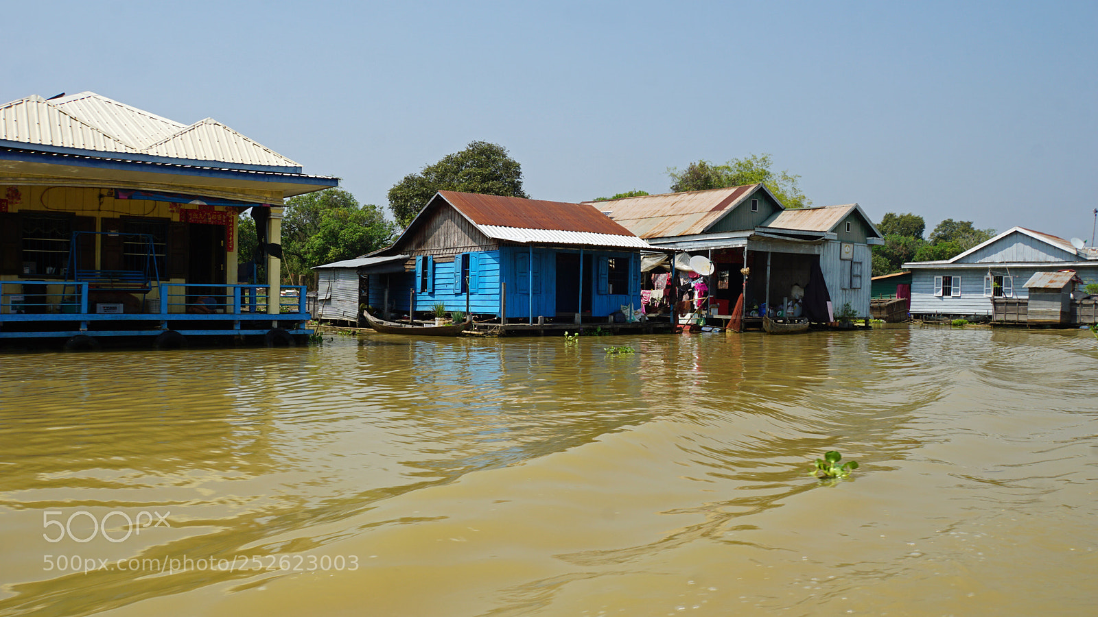 Sony a6000 sample photo. Floating villages on tonle photography
