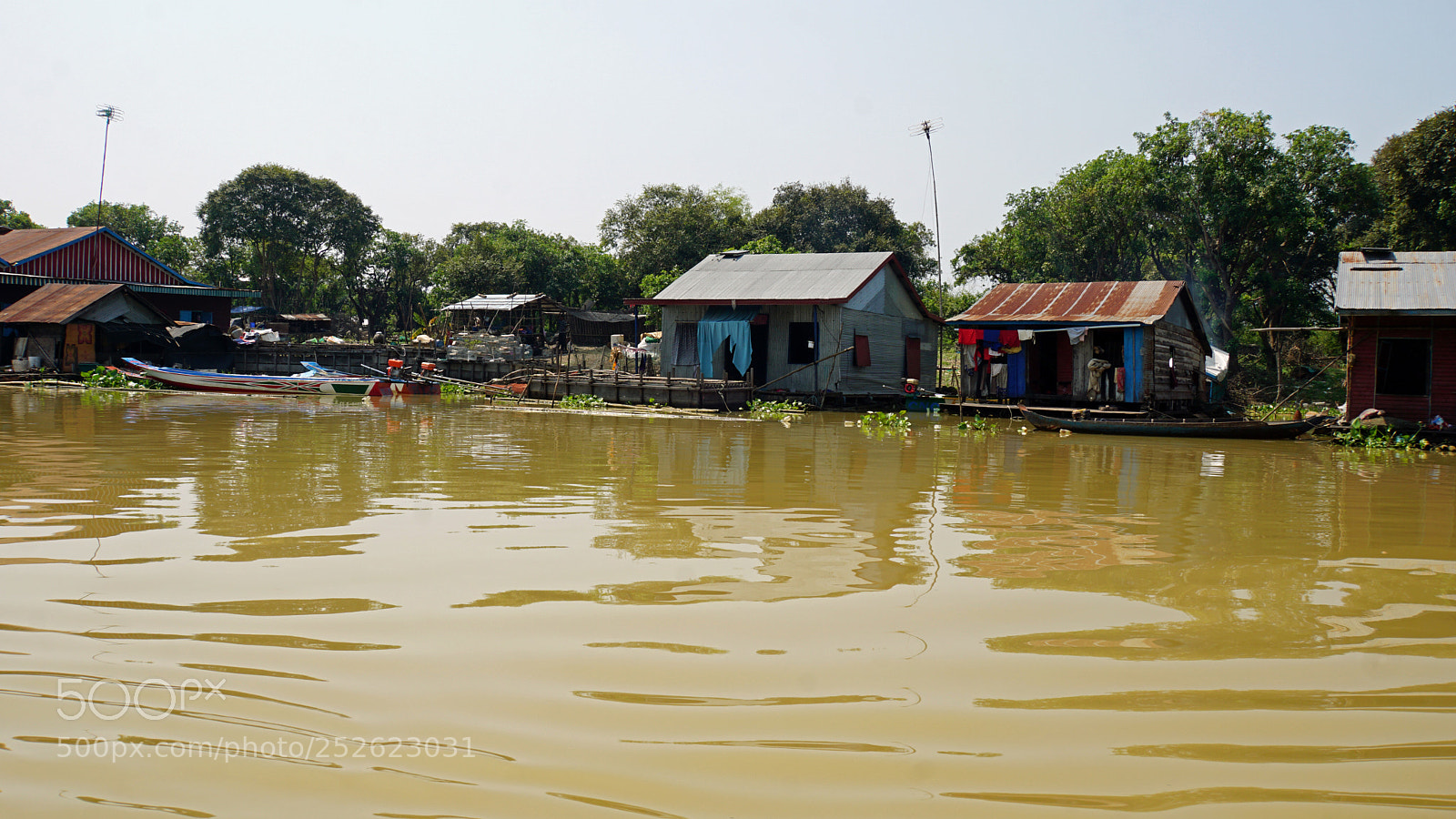 Sony a6000 sample photo. Floating villages on tonle photography