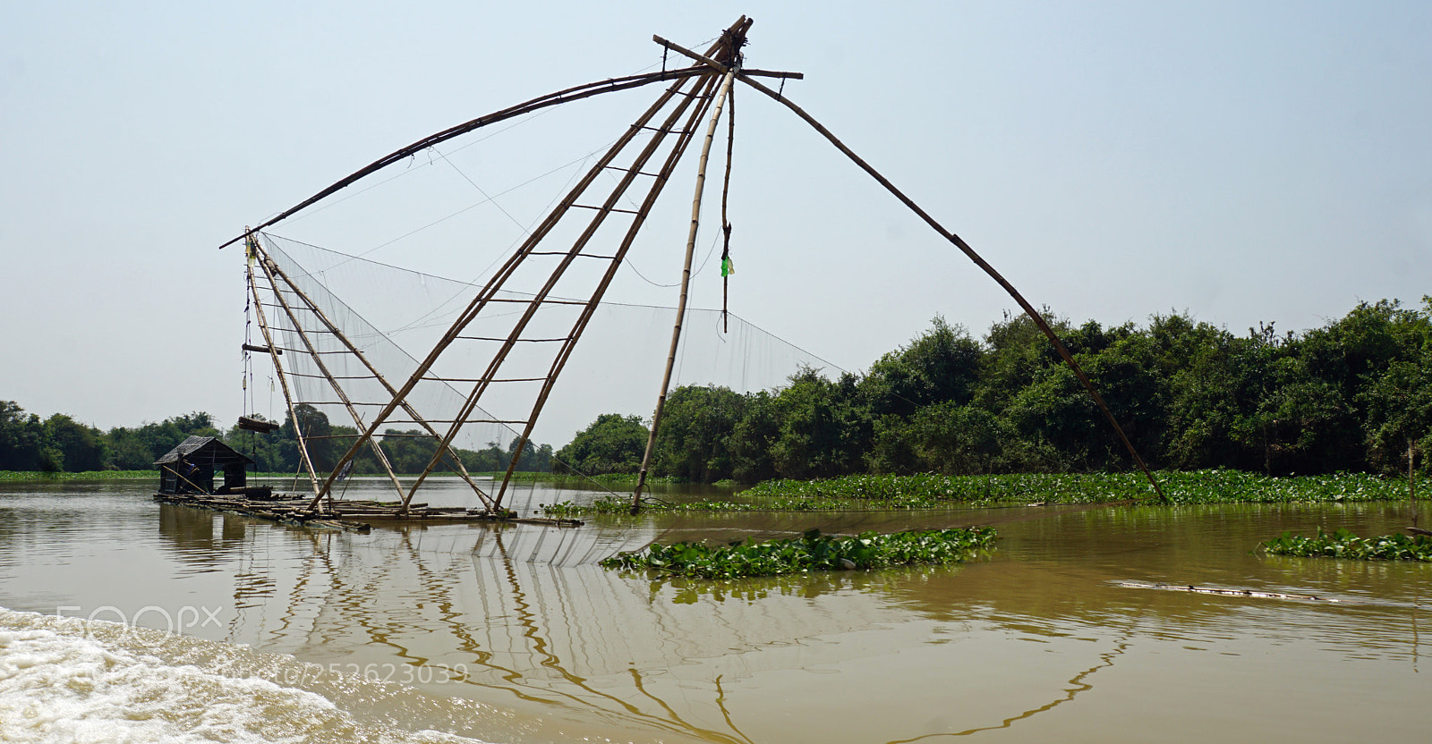 Sony a6000 sample photo. Tonle sap shrimp farms photography