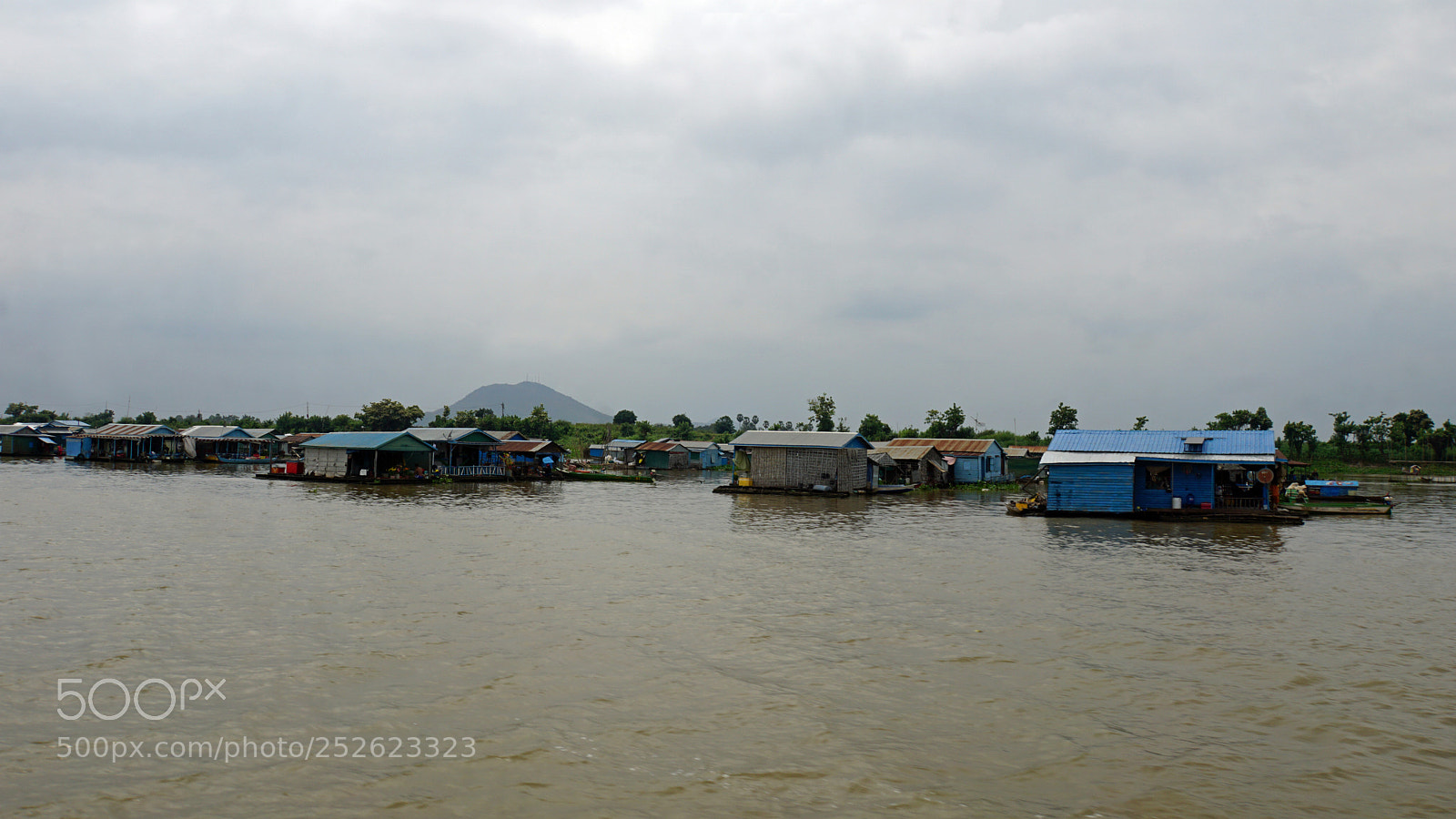 Sony a6000 sample photo. Tonle sap flaoting village photography