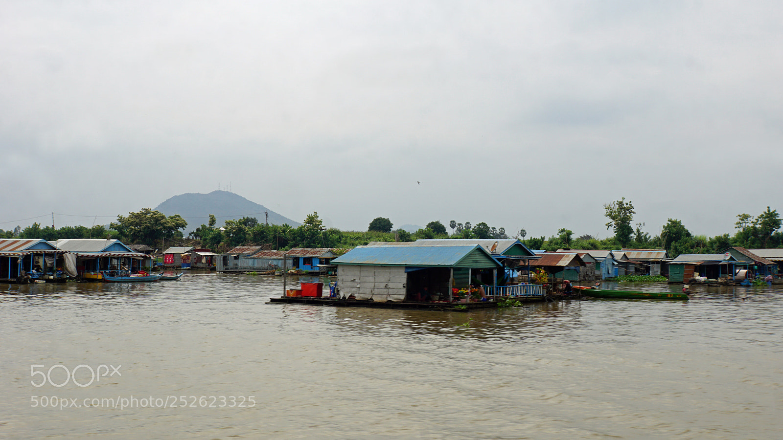 Sony a6000 sample photo. Tonle sap flaoting village photography