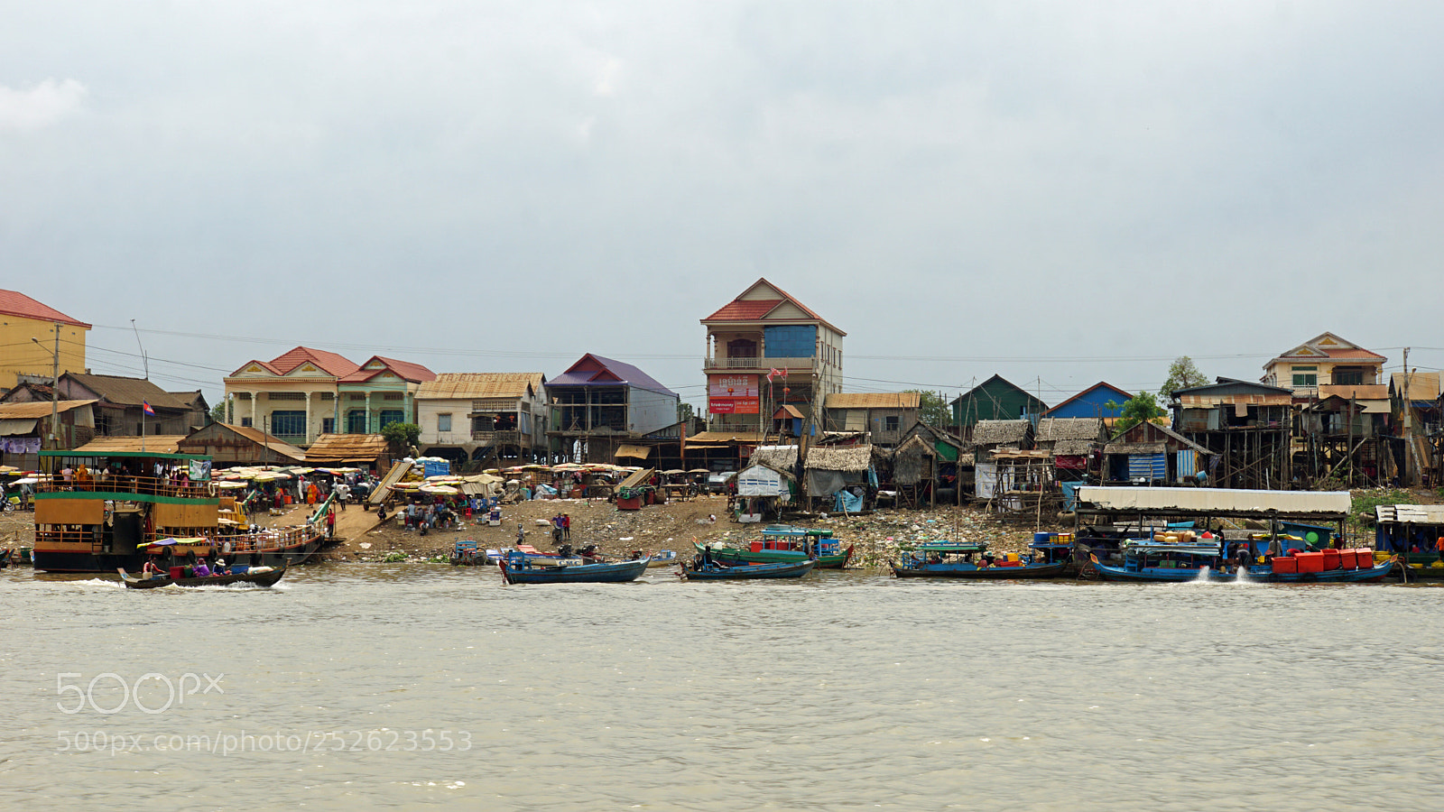 Sony a6000 sample photo. Fisherman village at tonle photography