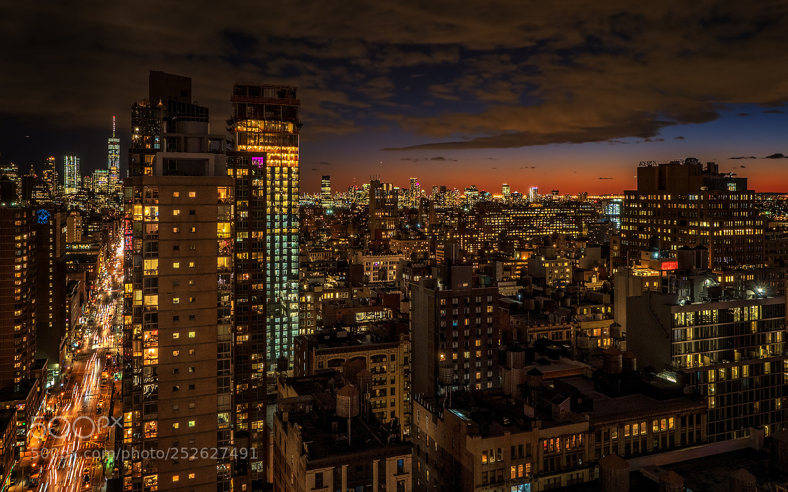 Olympus OM-D E-M1 Mark II sample photo. City lights manhattan ii photography