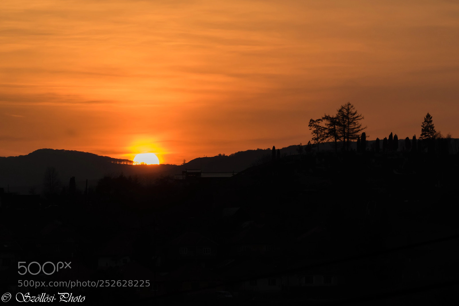 Nikon D5300 sample photo. Golden sky photography