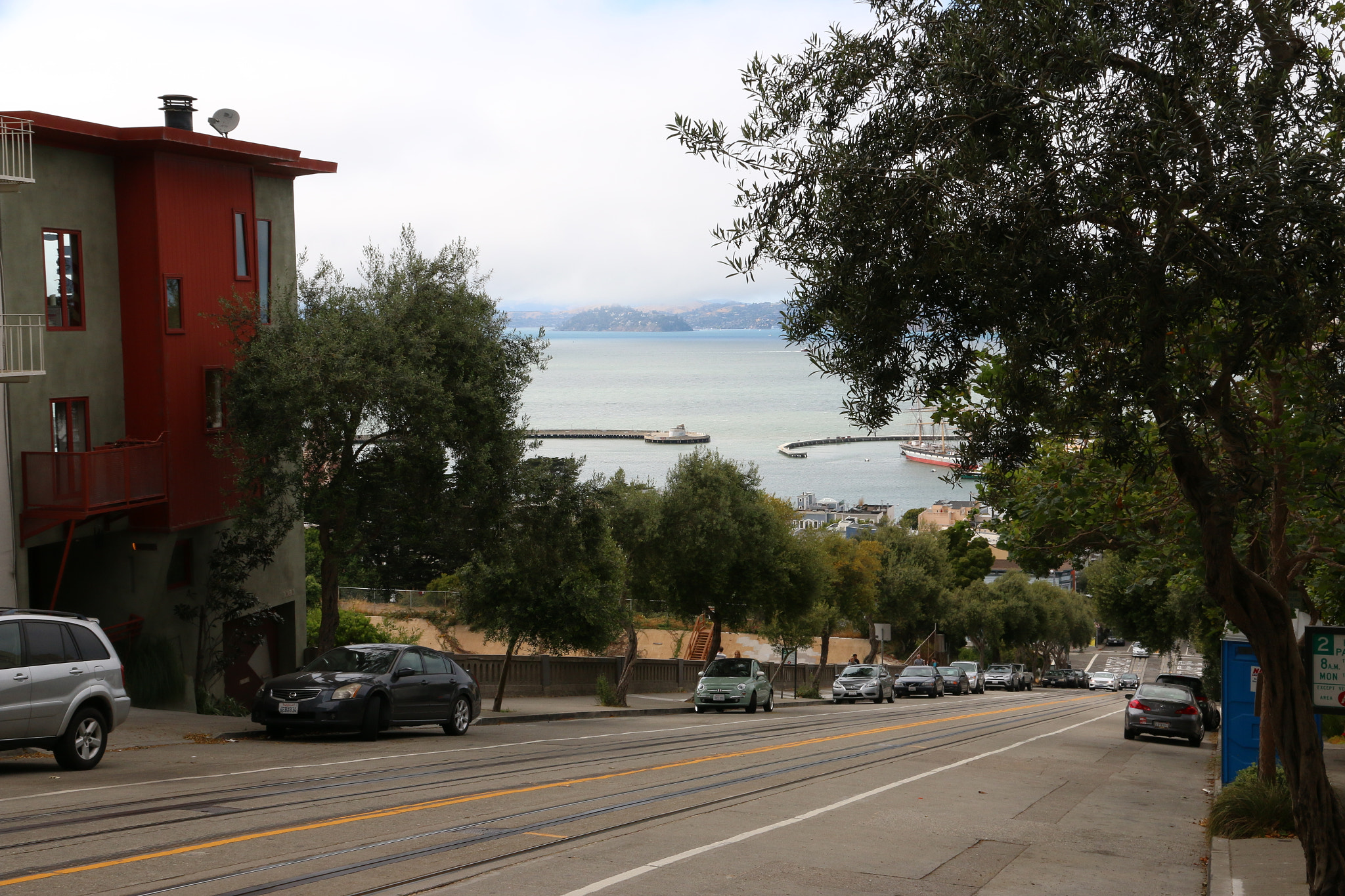 Canon EOS 70D sample photo. Down photography