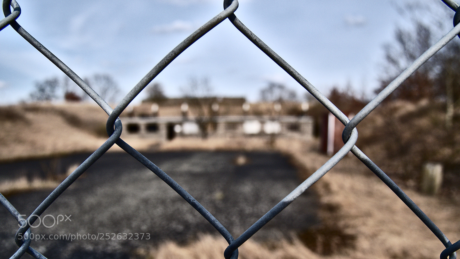 Panasonic Lumix DMC-GX85 (Lumix DMC-GX80 / Lumix DMC-GX7 Mark II) sample photo. Tempelhof range photography