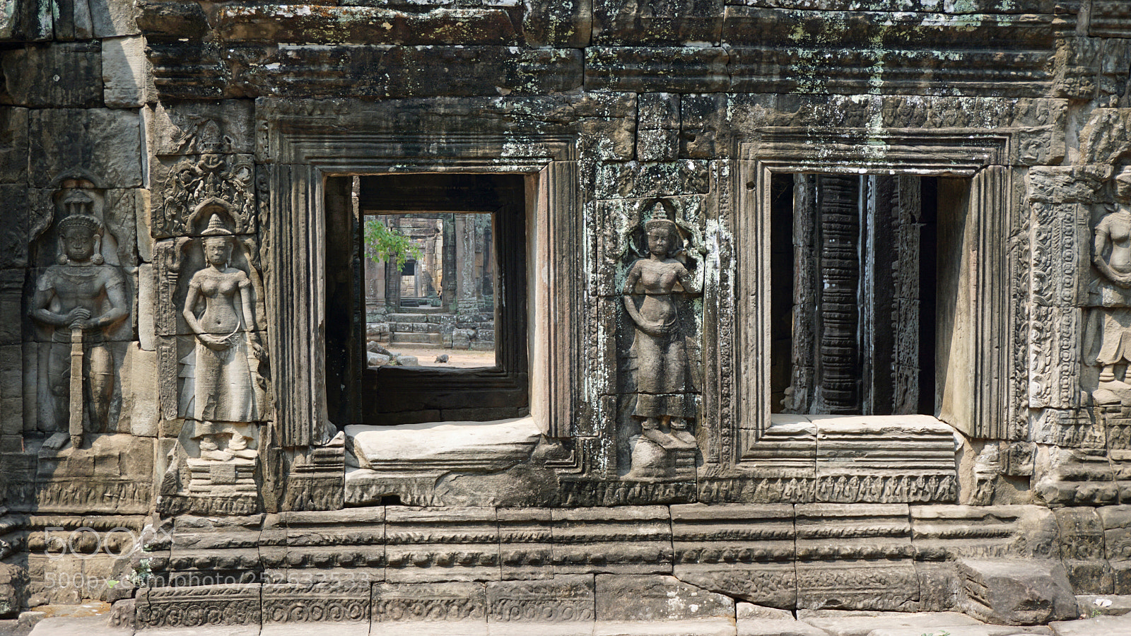 Sony a6000 sample photo. Ankor wat temple complex photography