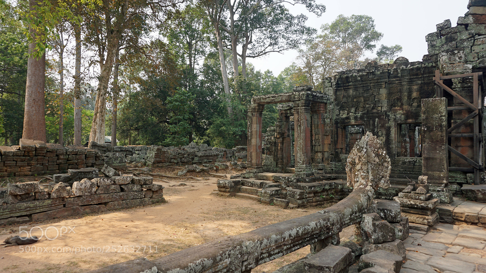 Sony a6000 sample photo. Ankor wat temple complex photography