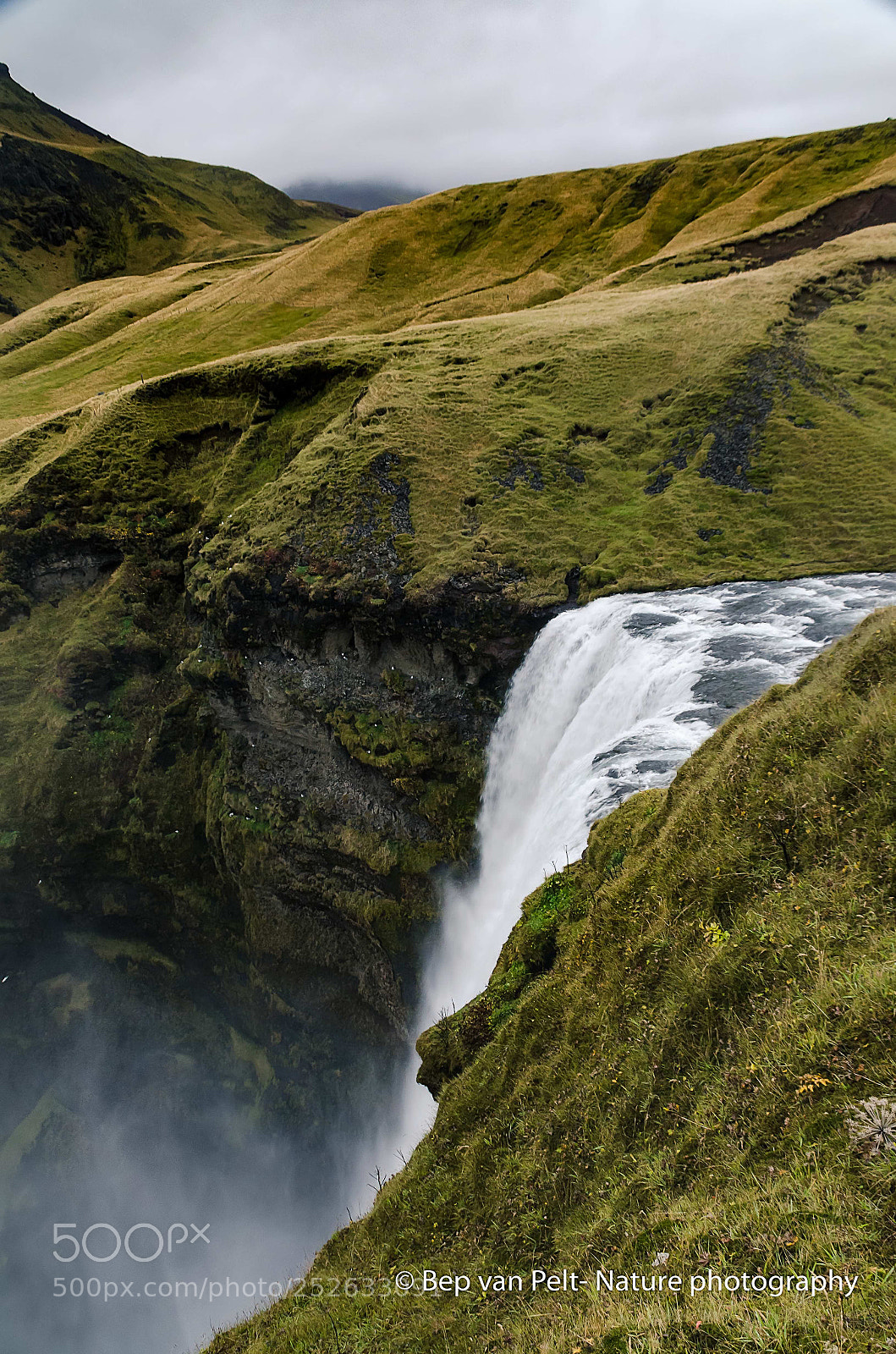 Nikon D7000 sample photo. Top view of skogafoss photography