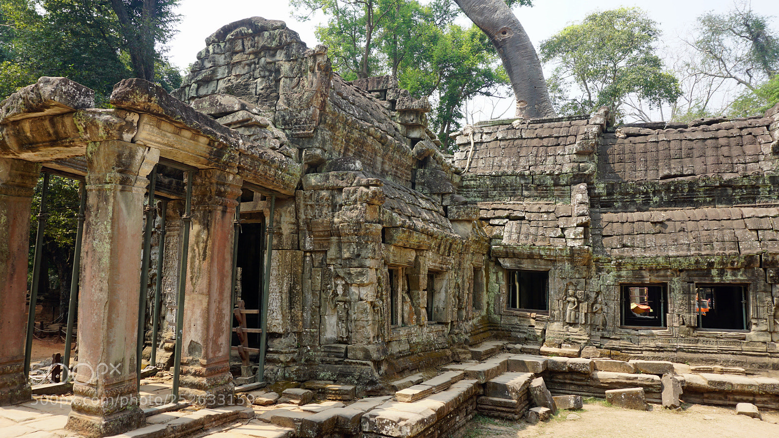 Sony a6000 sample photo. Ankor wat temple complex photography