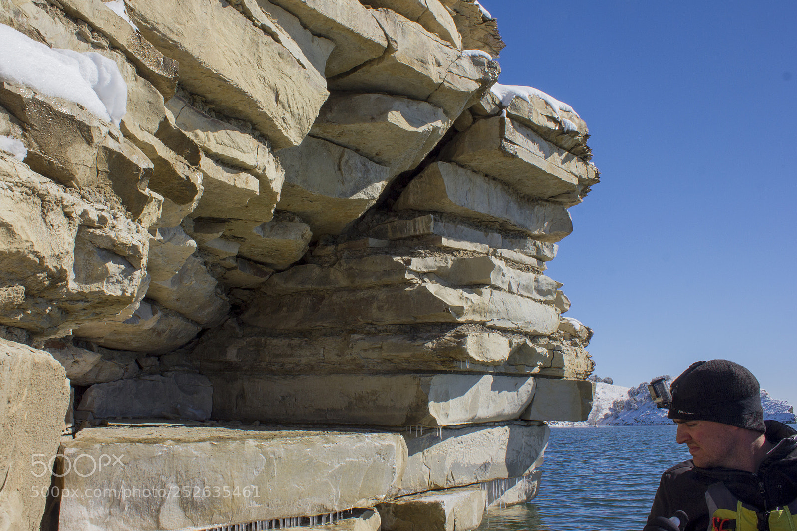 Canon EOS 550D (EOS Rebel T2i / EOS Kiss X4) sample photo. Snowy rock formations pueblo photography