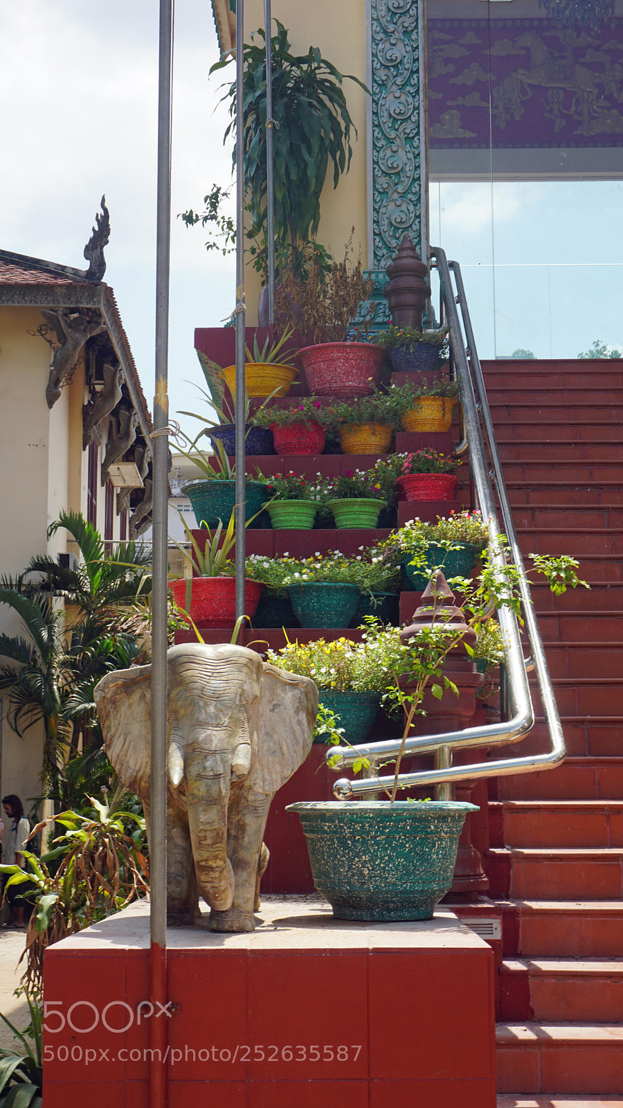 Sony a6000 sample photo. Phnom penh temple photography