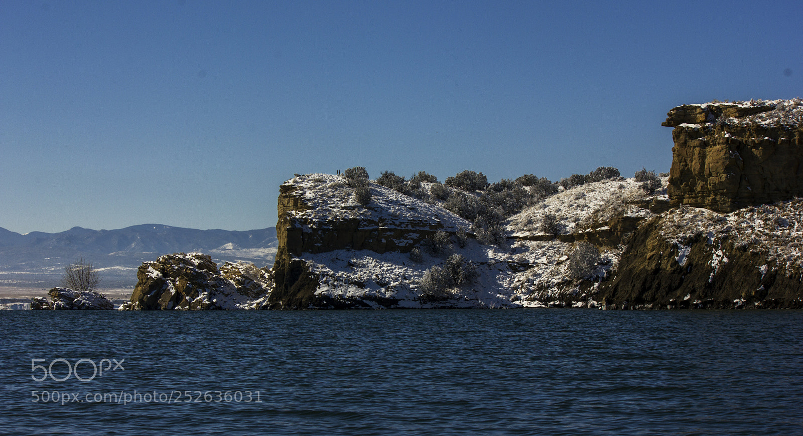 Canon EOS 550D (EOS Rebel T2i / EOS Kiss X4) sample photo. Snowy rock formations pueblo photography