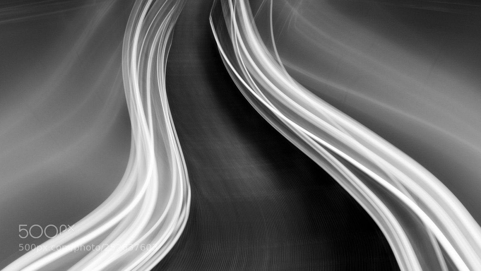 Sony DSC-RX100M5 sample photo. Liquified movement at the photography