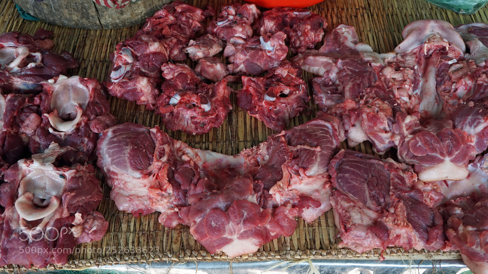 Sony a6000 sample photo. Market in phnom penh photography