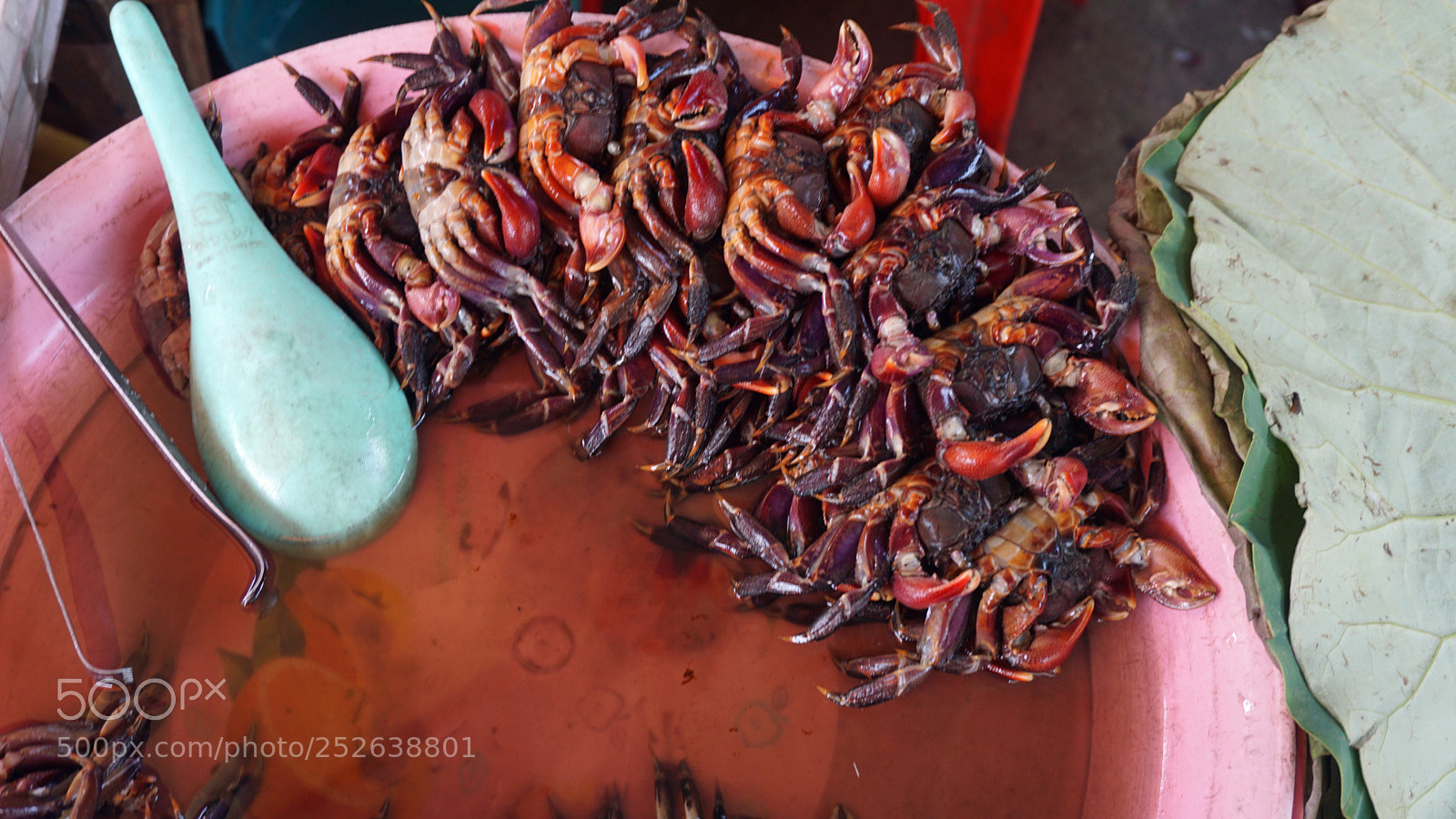 Sony a6000 sample photo. Market in phnom penh photography