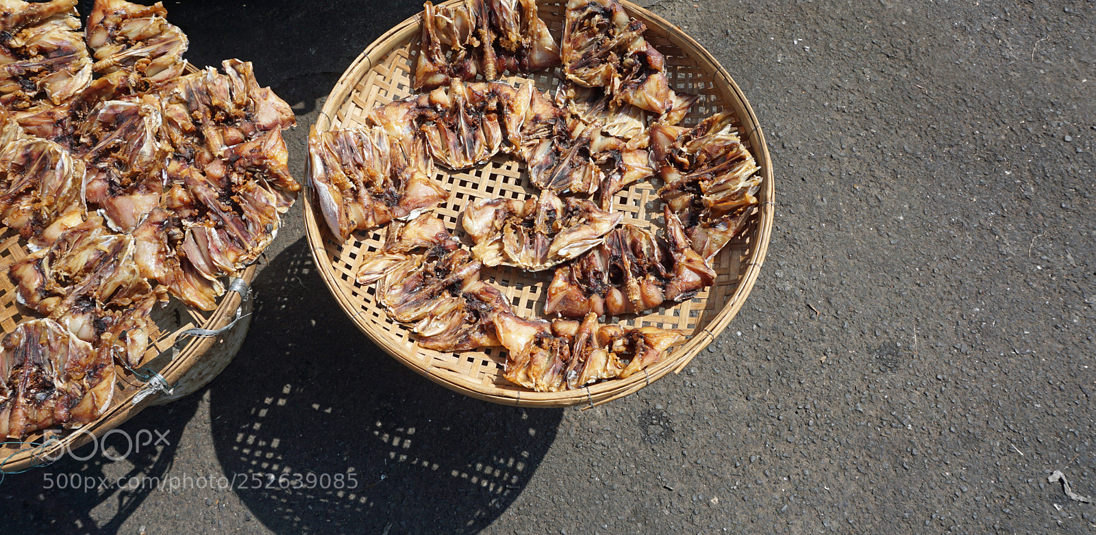 Sony a6000 sample photo. Market in phnom penh photography