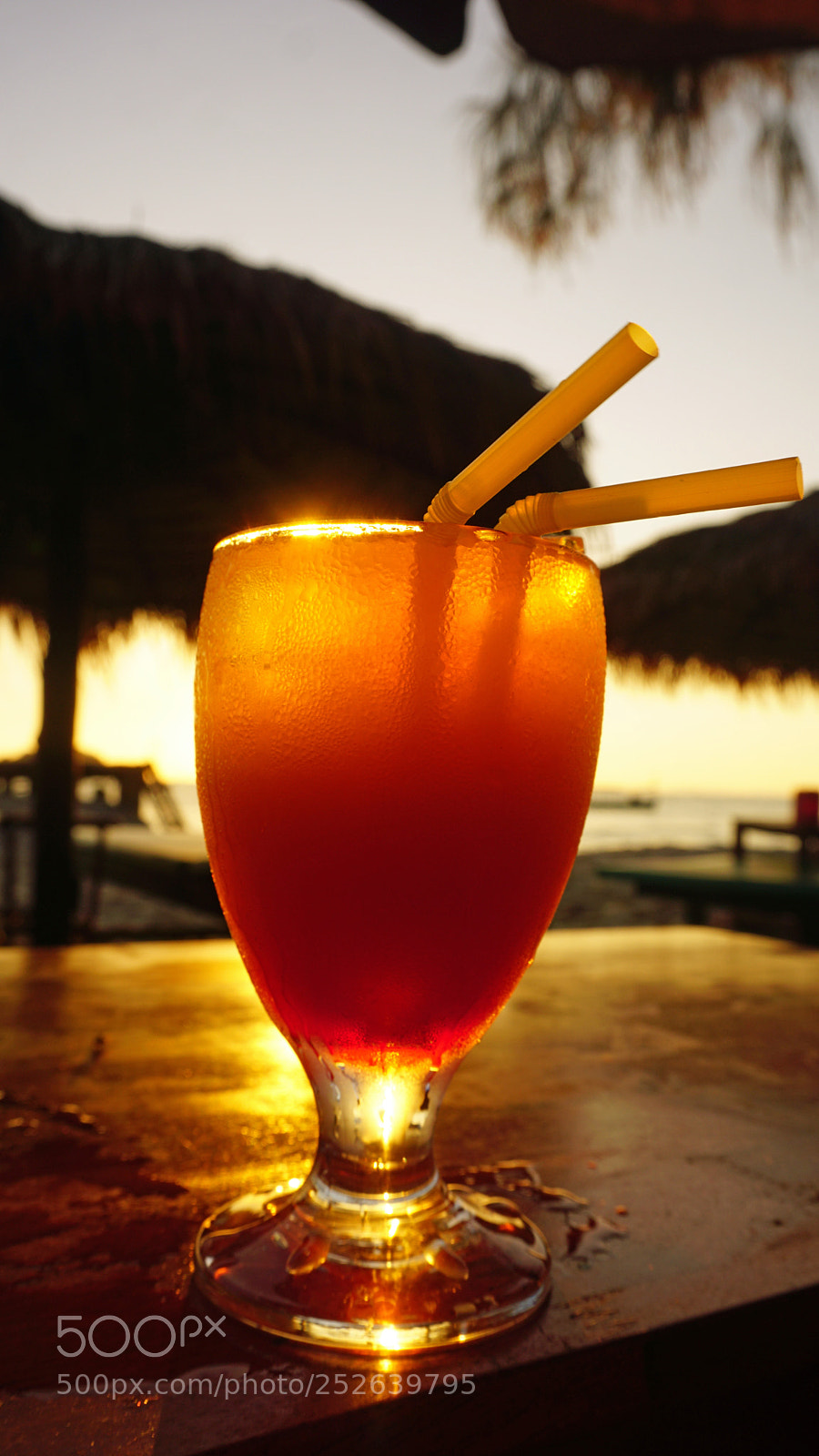 Sony a6000 sample photo. Sunset cocktail photography