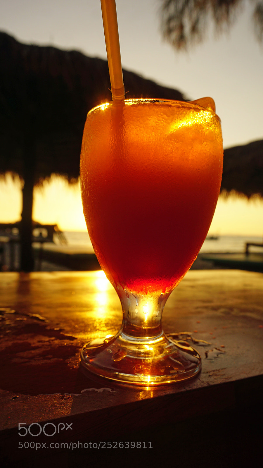 Sony a6000 sample photo. Sunset cocktail photography