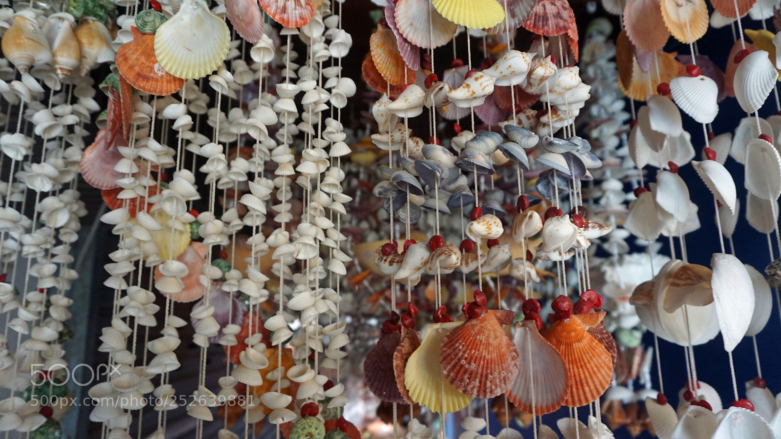 Sony a6000 sample photo. Decoration on a market photography