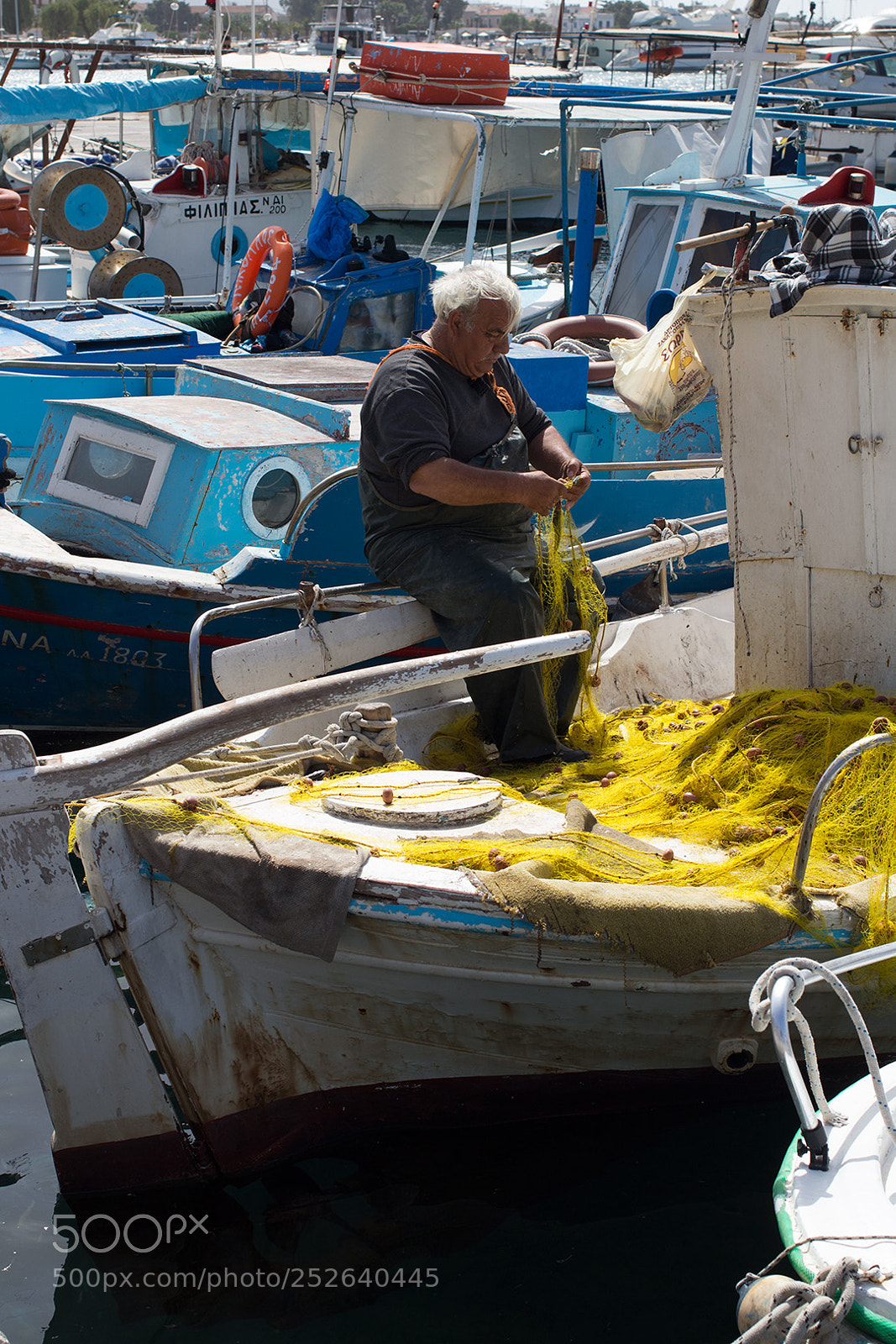 Canon EOS 100D (EOS Rebel SL1 / EOS Kiss X7) sample photo. Fisherman photography