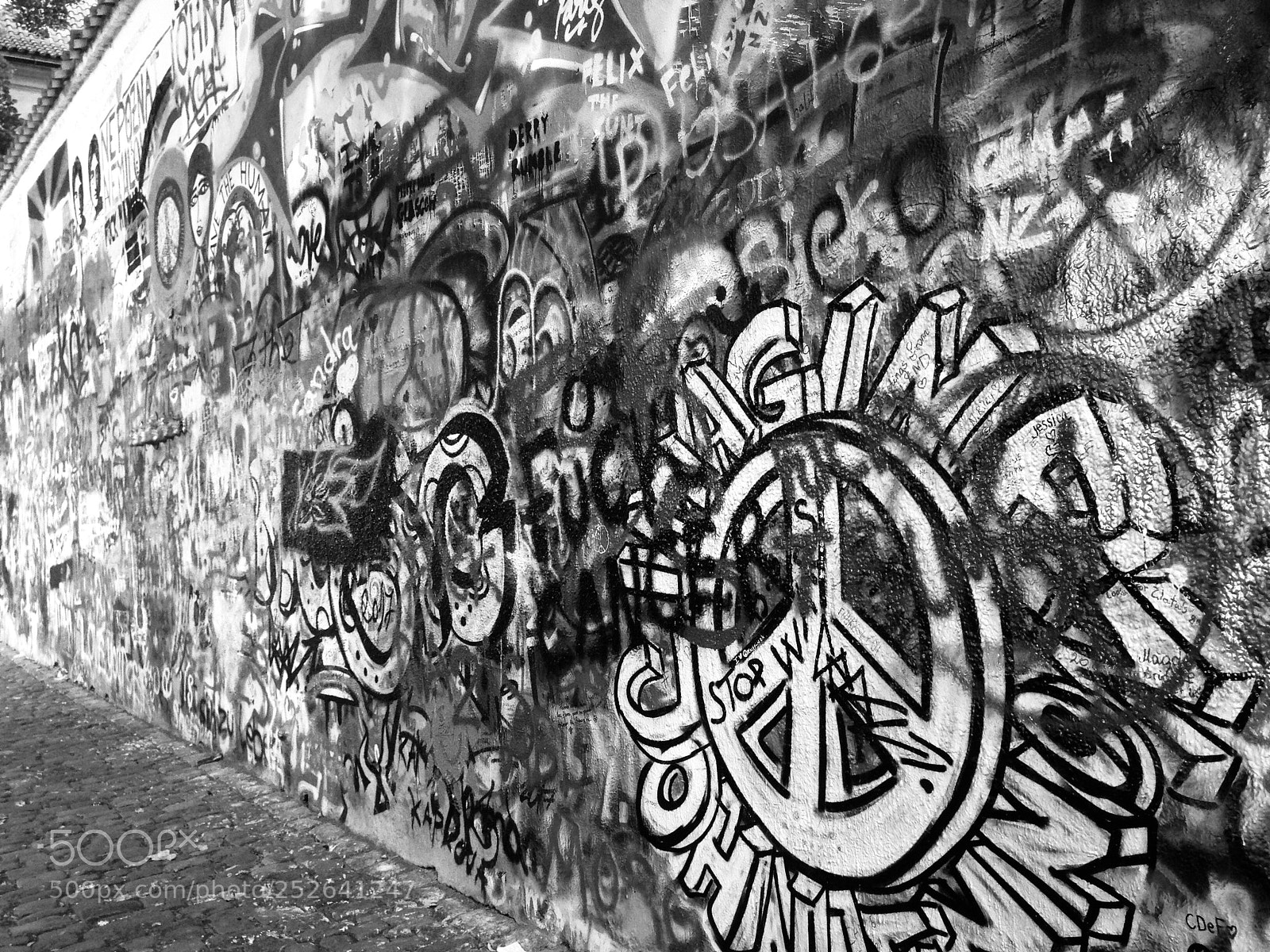 Apple iPhone 5 sample photo. Prague | 2017 photography