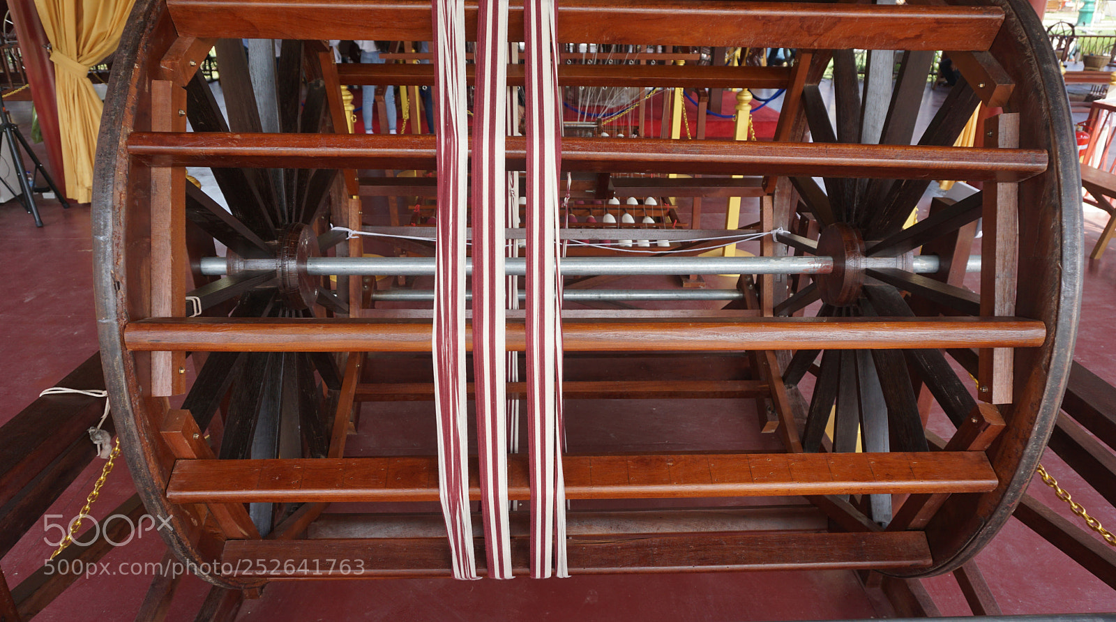 Sony a6000 sample photo. Silk manufacture photography