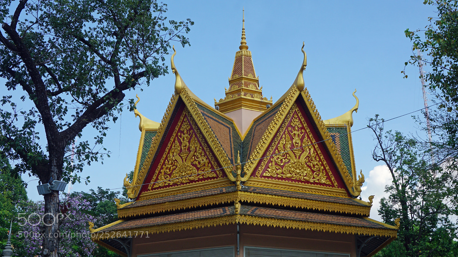 Sony a6000 sample photo. Wat phnom temple complex photography