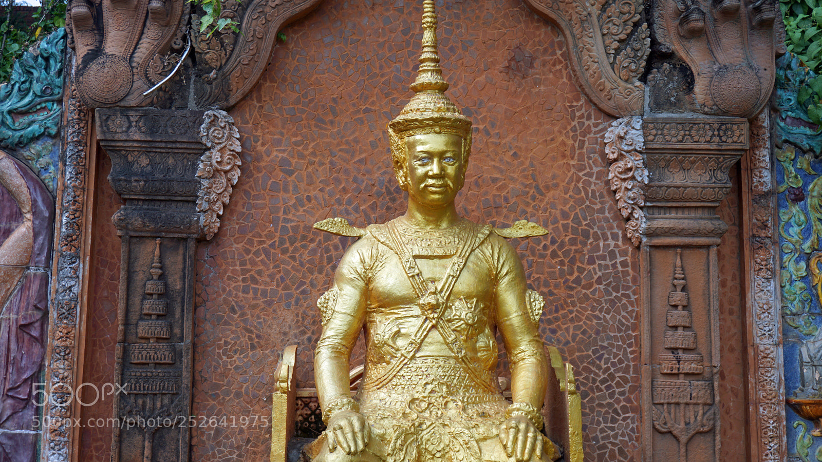 Sony a6000 sample photo. Wat phnom temple complex photography