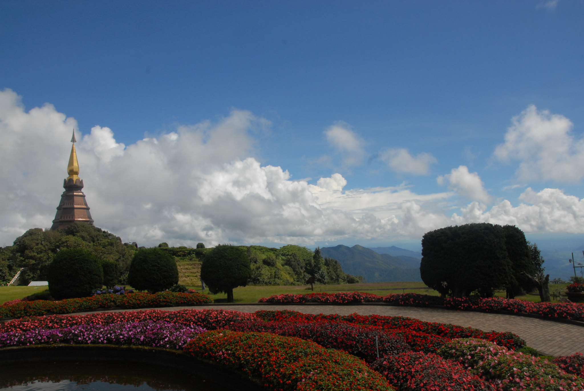 Nikon D200 sample photo. Doi inthanon national park photography