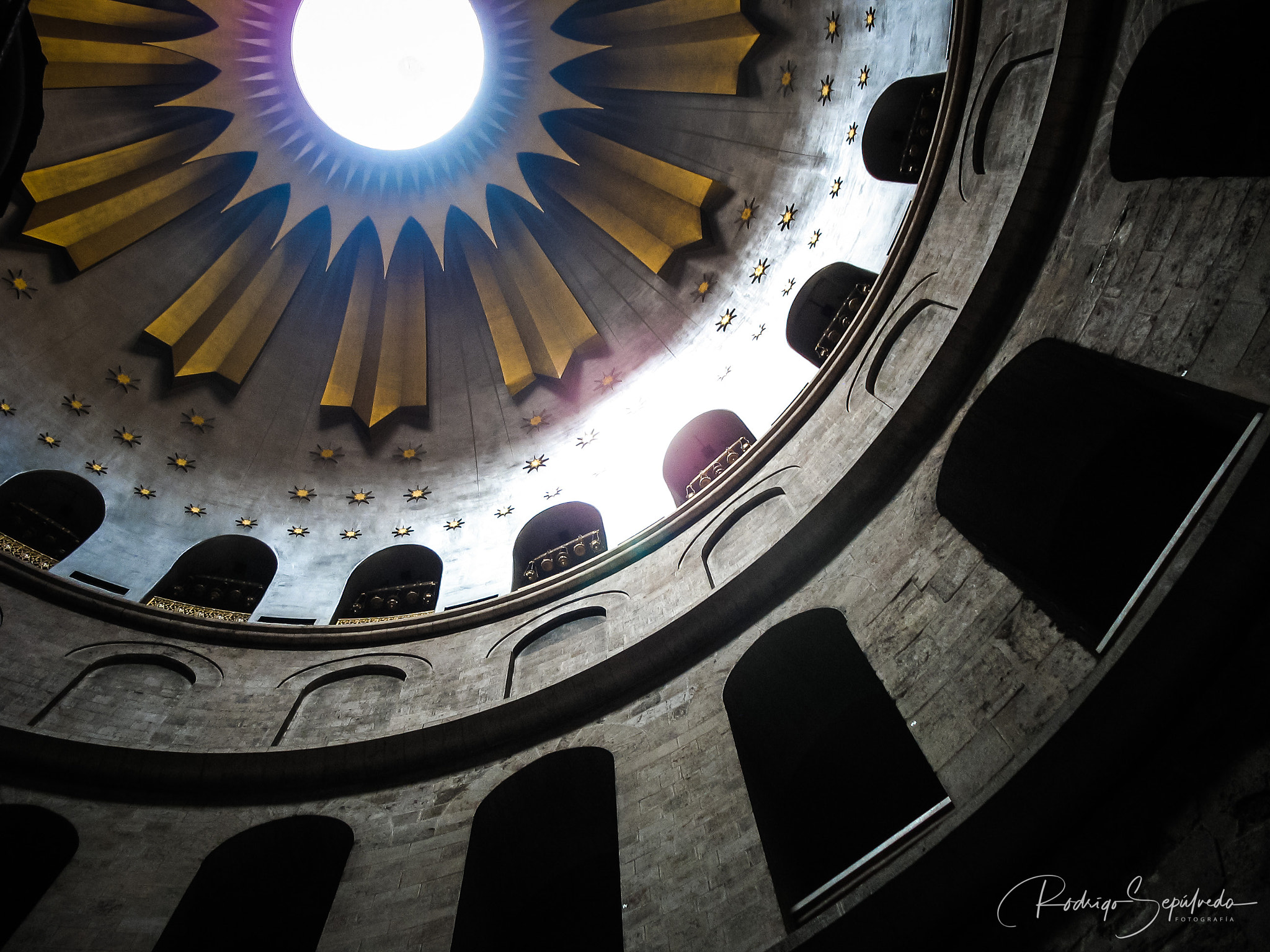 Canon POWERSHOT A610 sample photo. Santo sepulcro photography