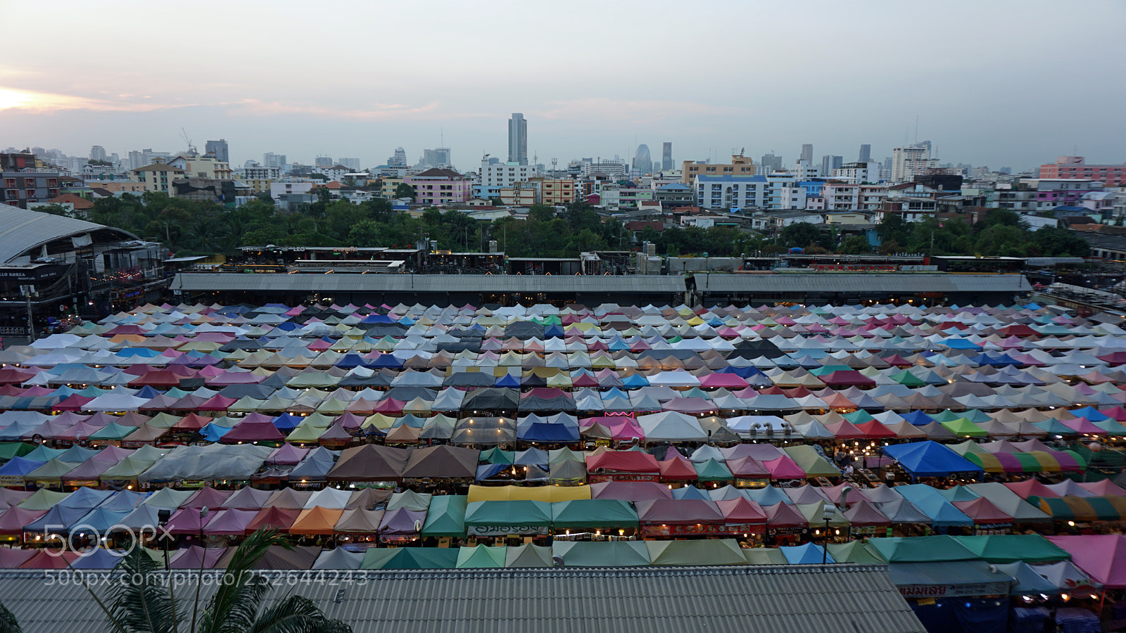 Sony a6000 sample photo. Bangkok, thailand - february photography