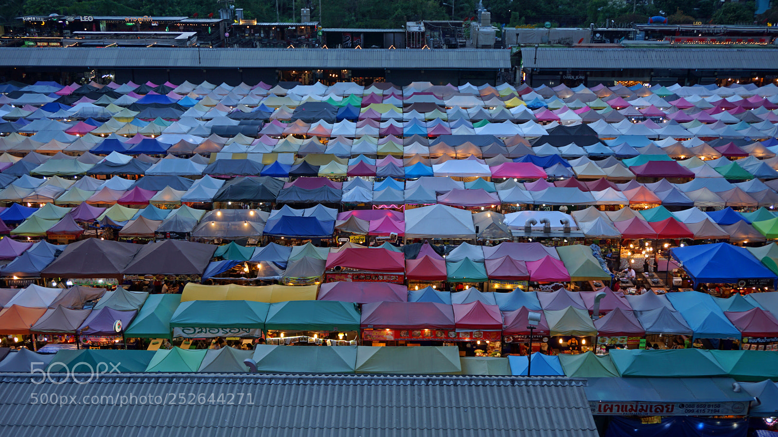 Sony a6000 sample photo. Bangkok, thailand - february photography