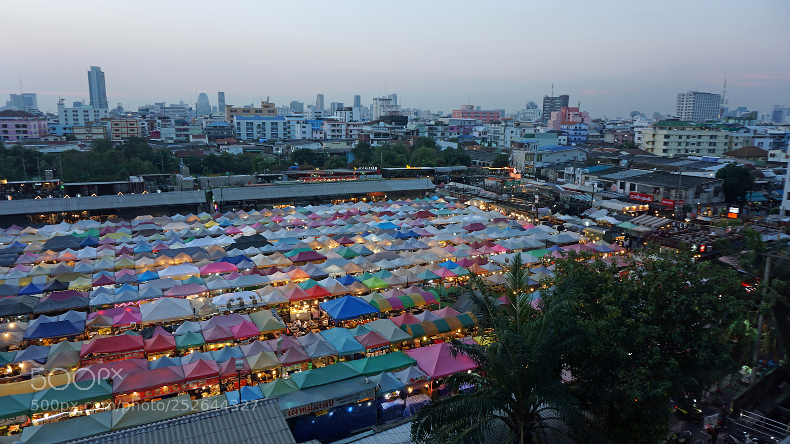 Sony a6000 sample photo. Bangkok, thailand - february photography