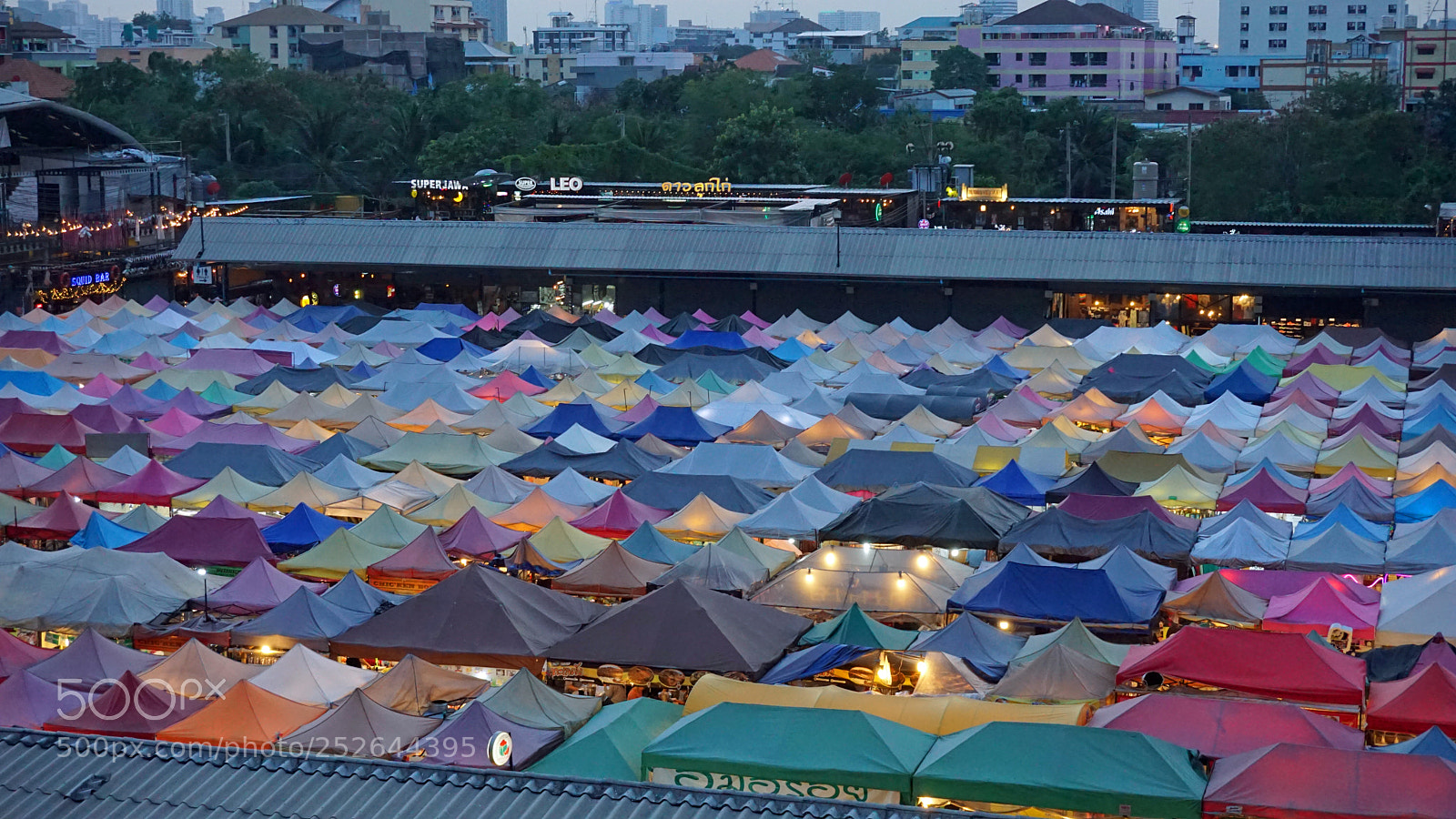 Sony a6000 sample photo. Bangkok, thailand - february photography