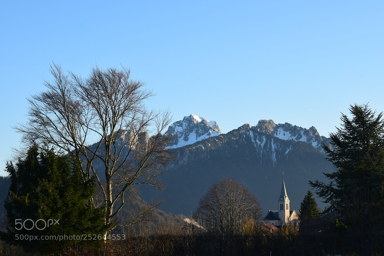 Nikon D3300 sample photo. Eglise et montagne photography