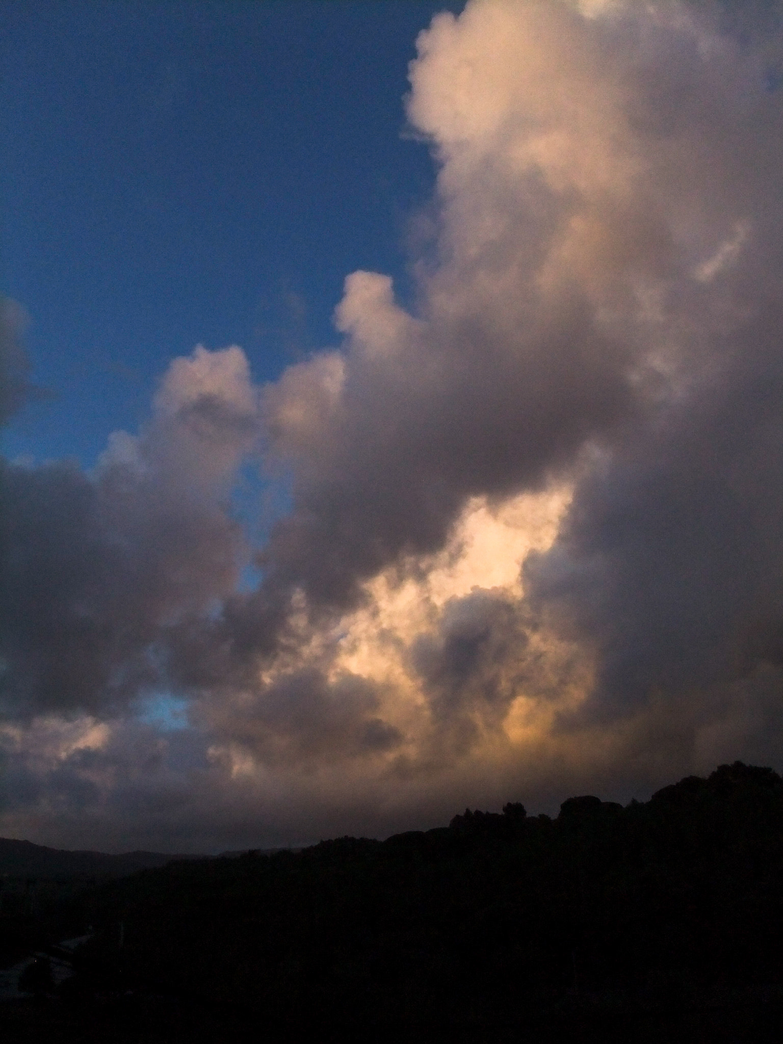 FujiFilm FinePix Z800EXR (FinePix Z808EXR) sample photo. Skys ii photography