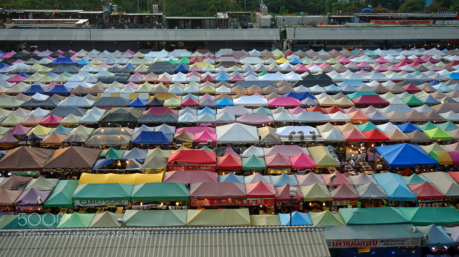 Sony a6000 sample photo. Bangkok, thailand - february photography