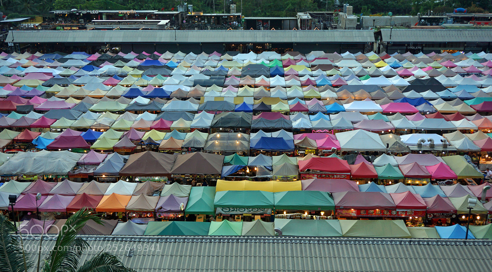 Sony a6000 sample photo. Bangkok, thailand - february photography