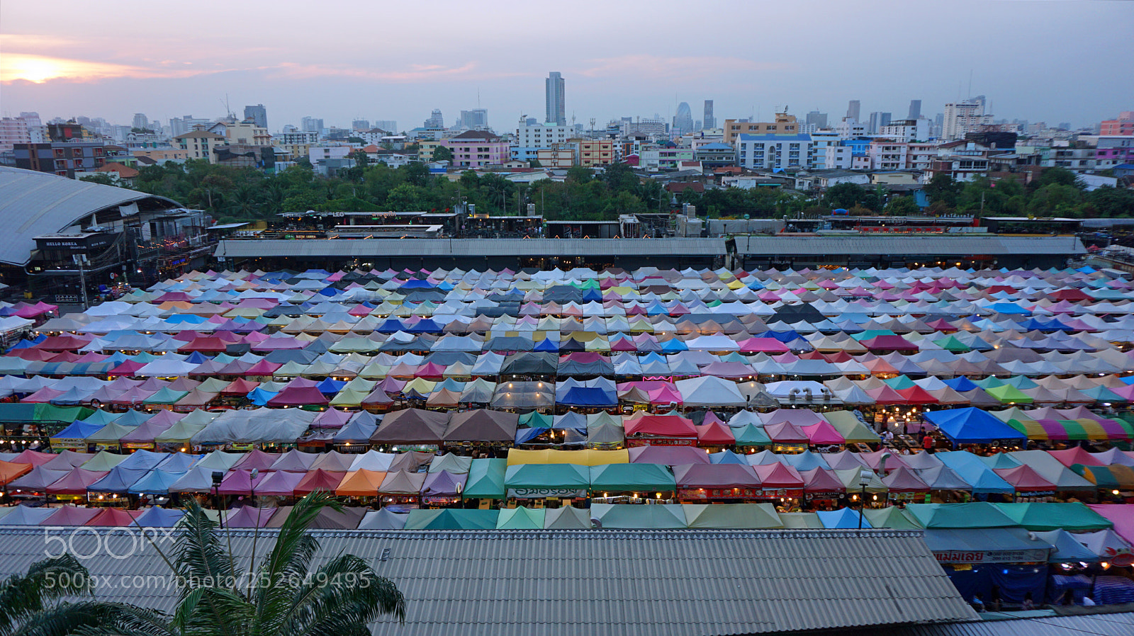 Sony a6000 sample photo. Bangkok, thailand - february photography