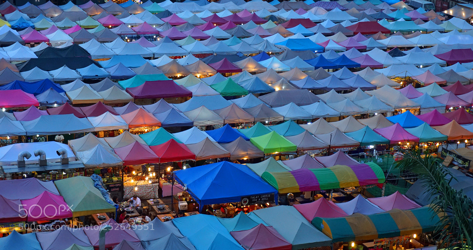 Sony a6000 sample photo. Bangkok, thailand - february photography