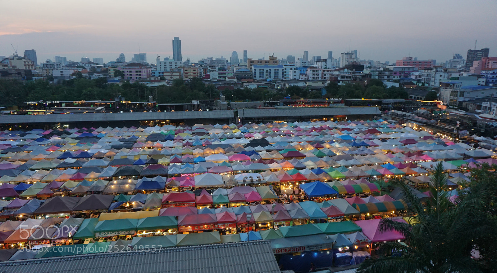 Sony a6000 sample photo. Bangkok, thailand - february photography