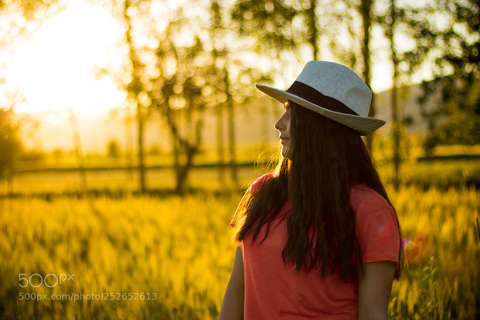 Canon EOS 700D (EOS Rebel T5i / EOS Kiss X7i) sample photo. Sunset portrait photography