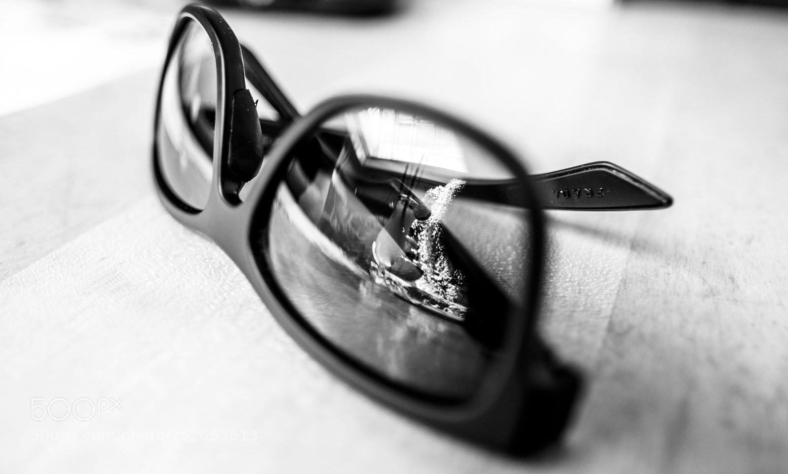 Fujifilm X-T2 sample photo. Glaass photography