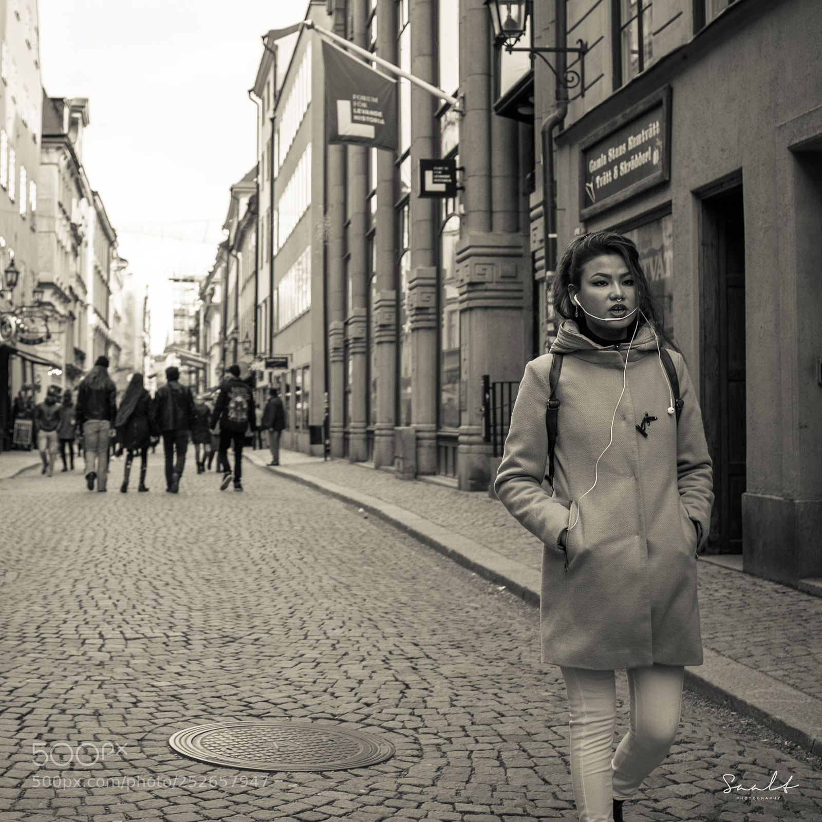 Fujifilm X100F sample photo. May i, should i photography
