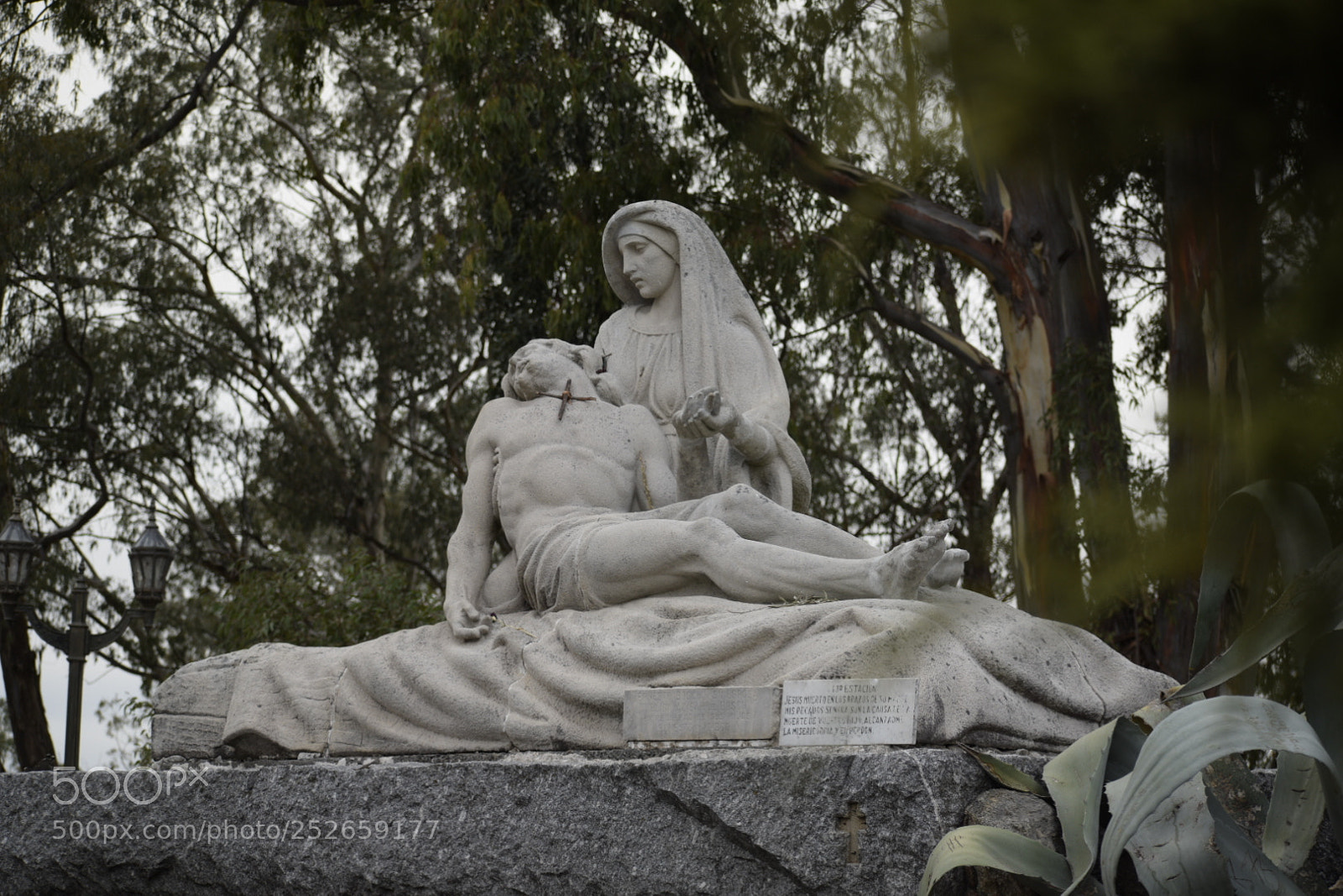 Nikon D5300 sample photo. D cimo tercera estaci photography